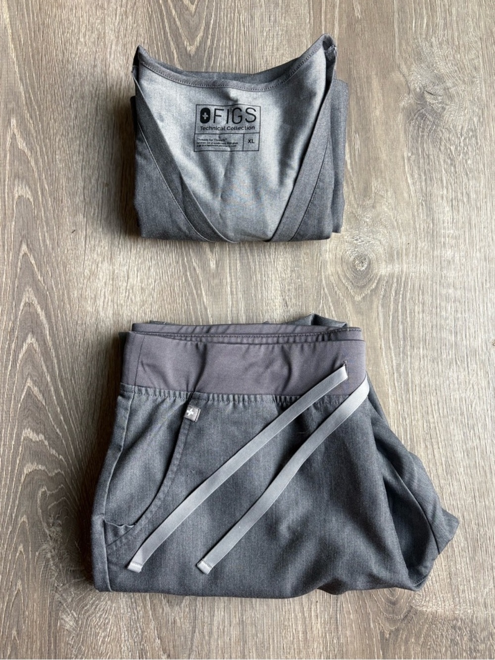 Figs Set Graphite